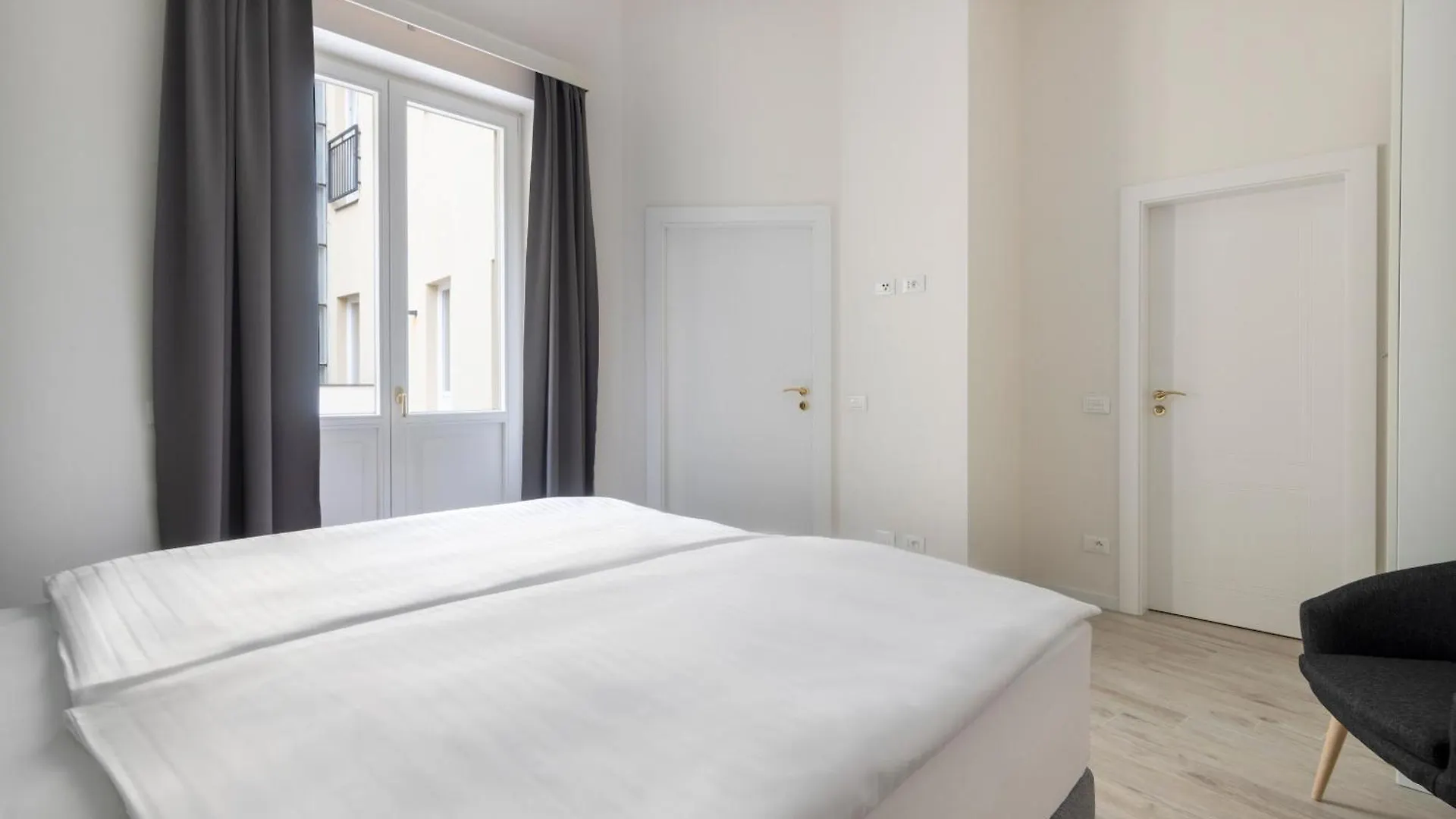Kinsky Garden Apartments And Suites By Dwellfort Praga