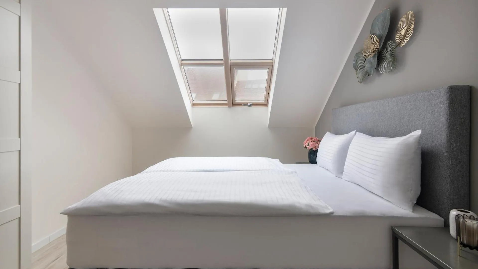 Kinsky Garden Apartments And Suites By Dwellfort Praga Aparthotel