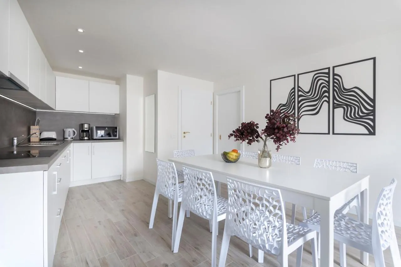 Aparthotel Kinsky Garden Apartments And Suites By Dwellfort Prague